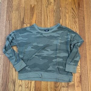 Splendid Green Camo top S